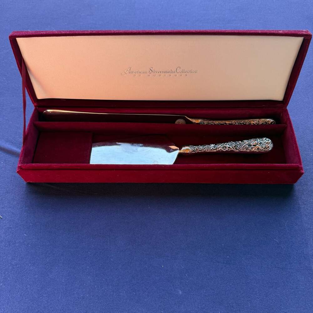 American Silversmiths Collection by Godinger Cake Knife and Server Set